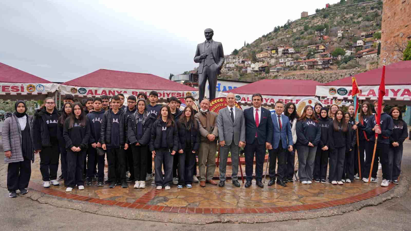 Atatürk’ün Alanya’ya gelişinin 90. yılı kutlandı
?v=1