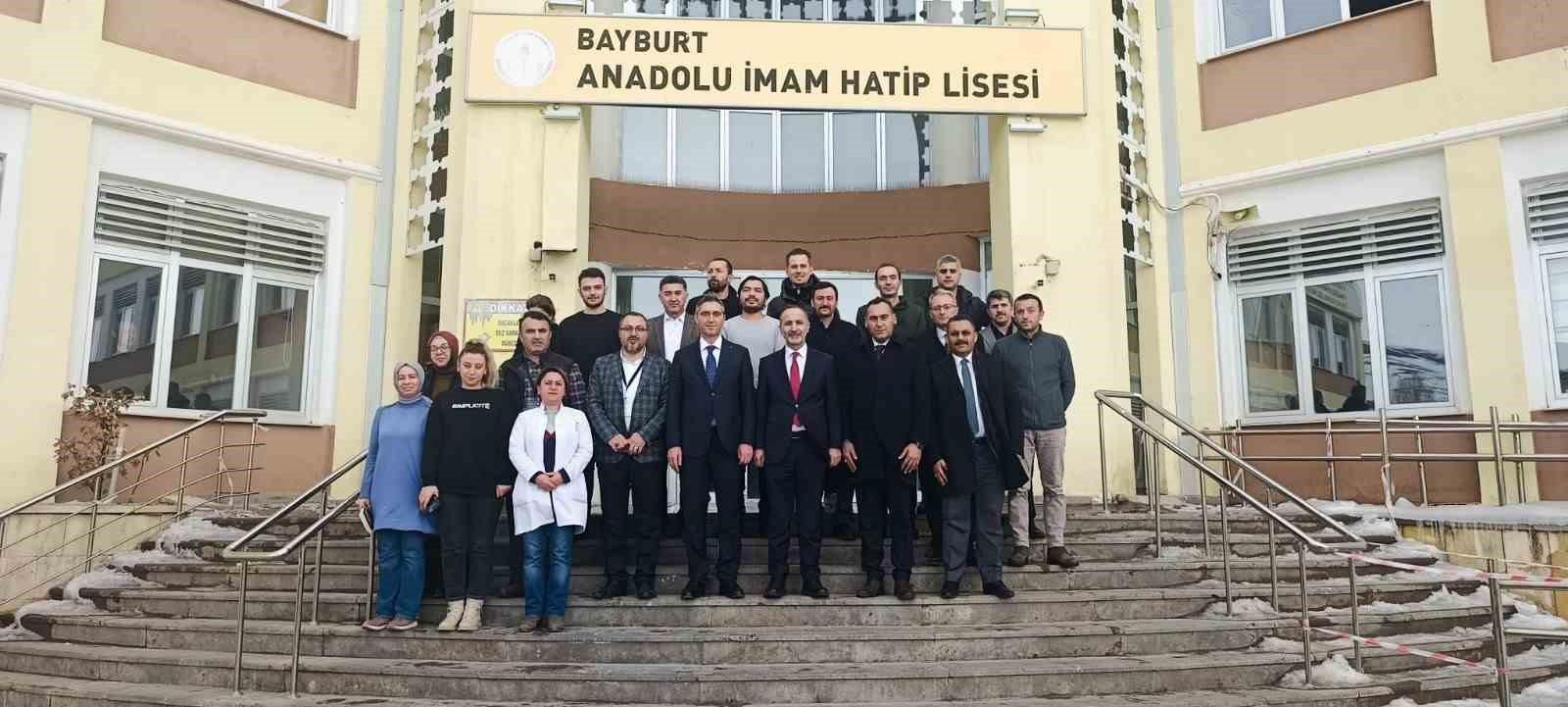 Din Öğretimi Genel Müdür Yardımcısı Özkan’dan Bayburt Anadolu İmam Hatip Lisesine ziyaret
?v=1