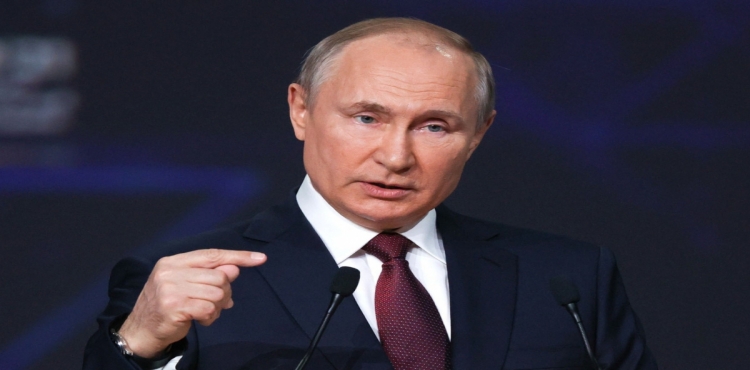 Putin:  Rusya ile ABD arasındaki güven artmadıkça, Ukrayna krizi de dahil pek çok sorun çözülemez ?v=1