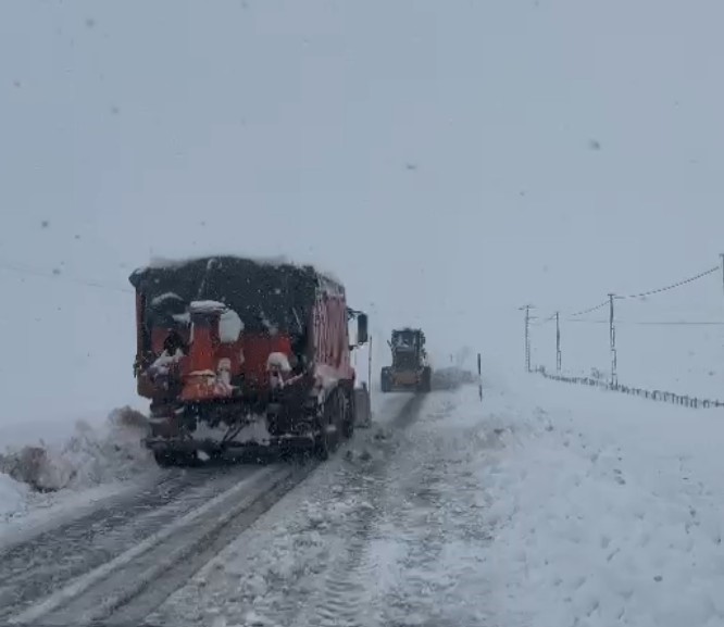 Tunceli merkez ve 6 ilçede eğitim-öğretime ara
?v=1