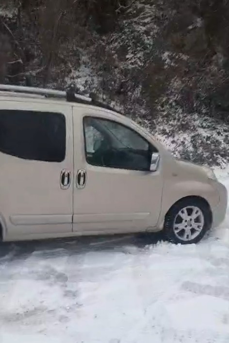 Kastamonu’da kar esareti: Mahsur kalan sürücüden videolu yardım çağrısı
