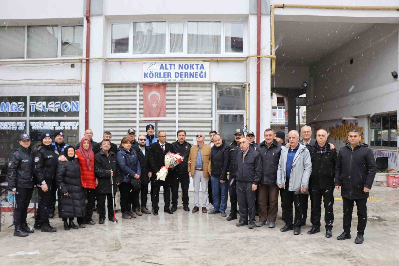 Kütahya İl Emniyet Müdürü Elbir’den Altı Nokta Körler Derneği Kütahya Şubesi’ne anlamlı ziyaret
?v=1