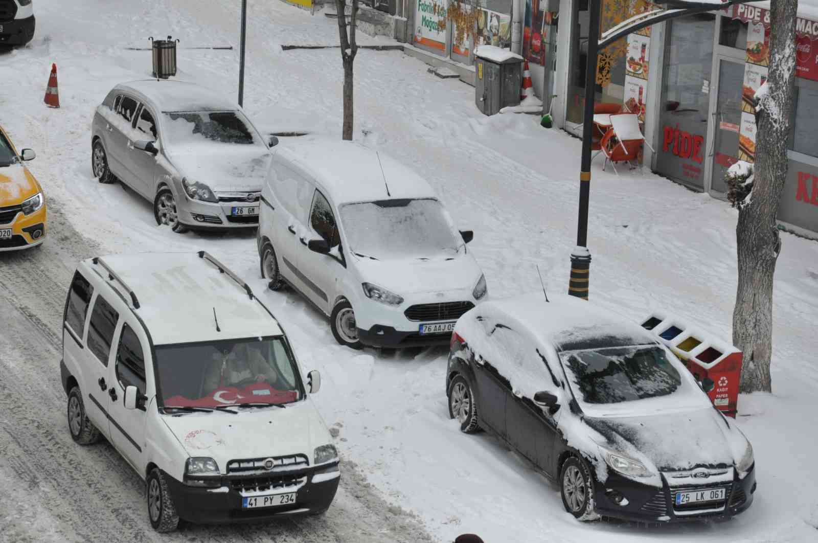 Kars’ta araç sayısı 51 bin 719’a ulaştı
?v=1