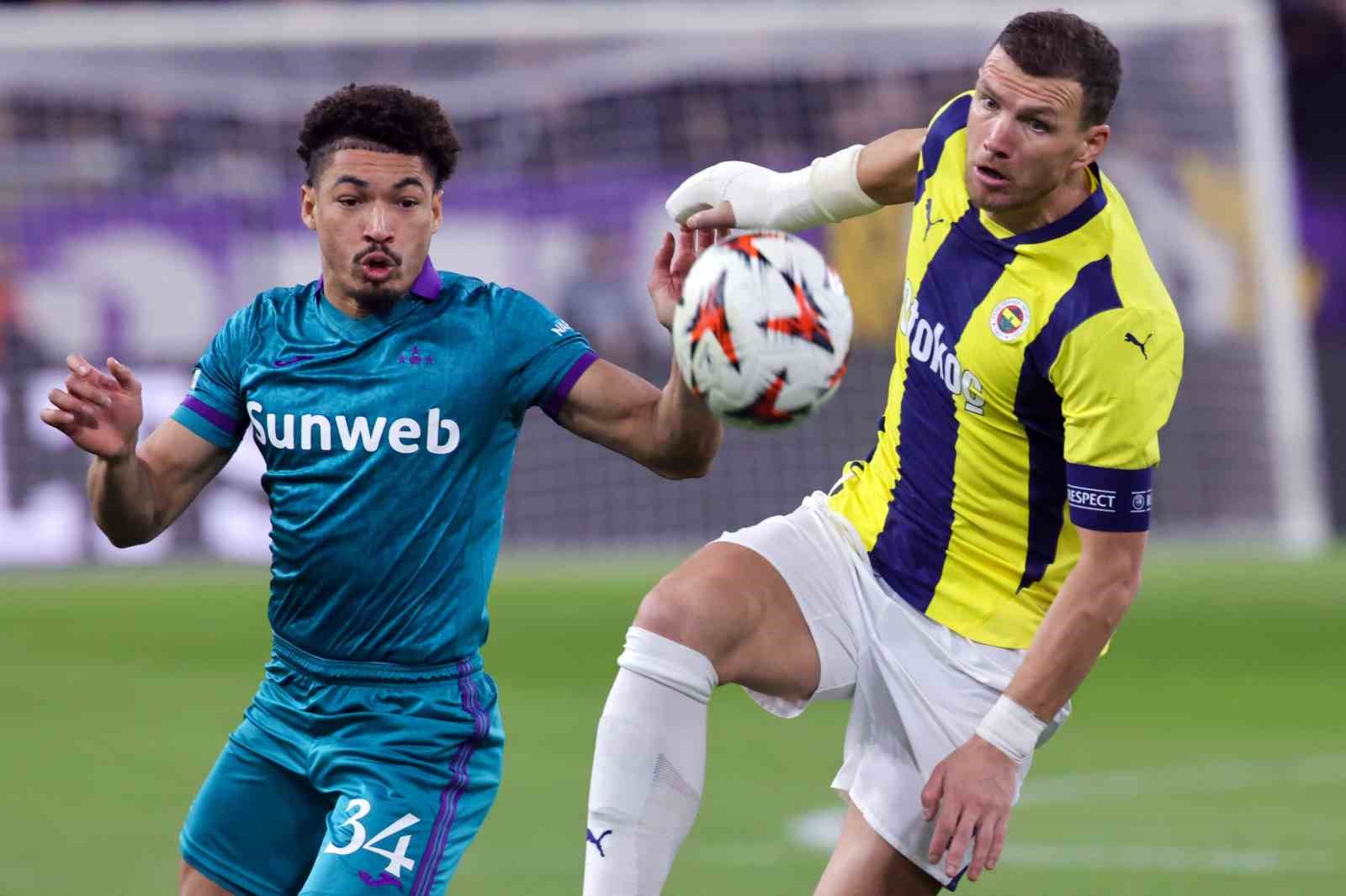 UEFA Avrupa Ligi: Anderlecht: 1 - Fenerbahçe: 1 (İlk yarı)
?v=1