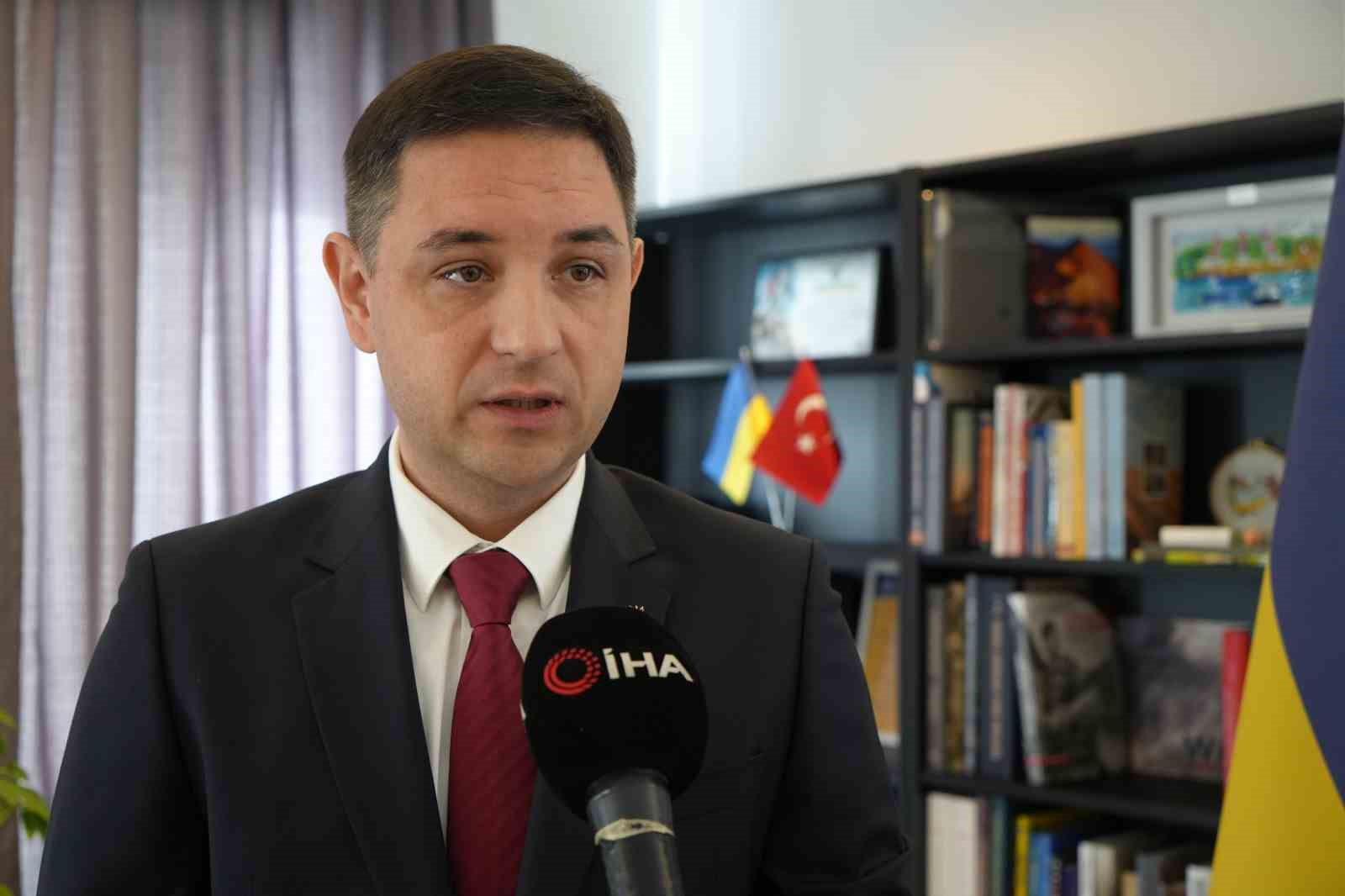 Ukrayna Antalya Konsolosundan Türk halkına övgü:  Sergiledikleri insanlık unutulmaz örneklerden sadece biri 
