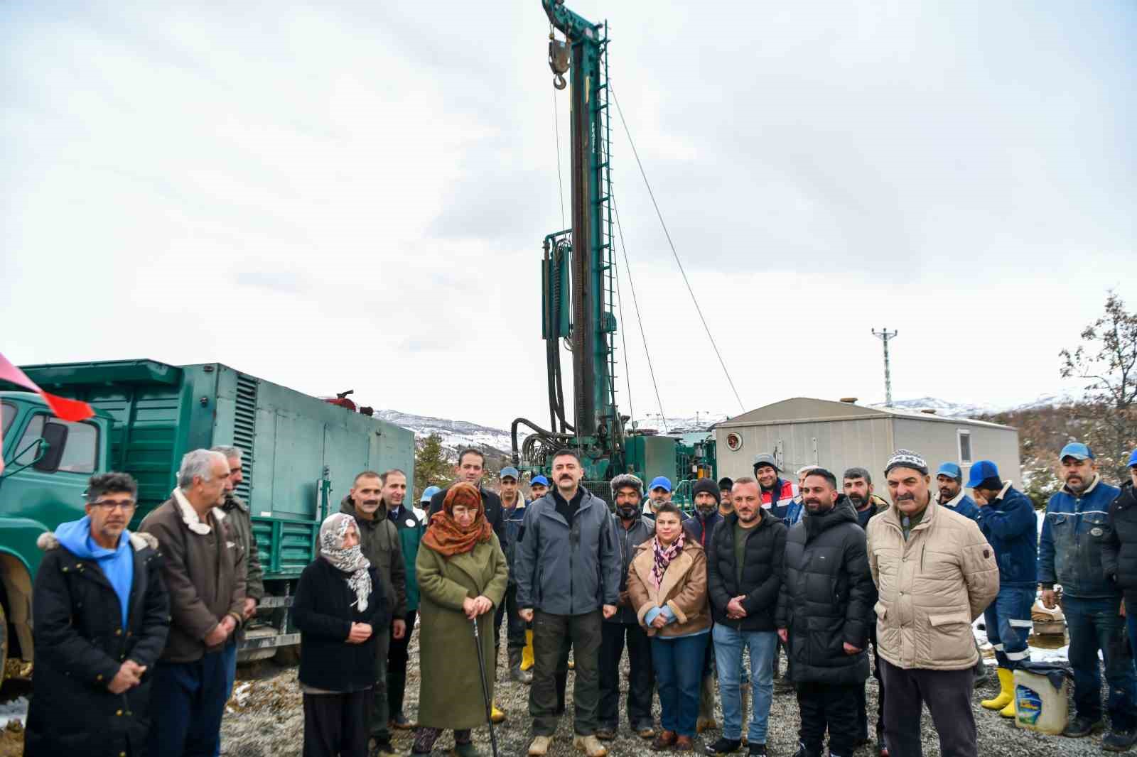 Tunceli’de bir mahalle içme suyuna kavuşuyor
?v=1