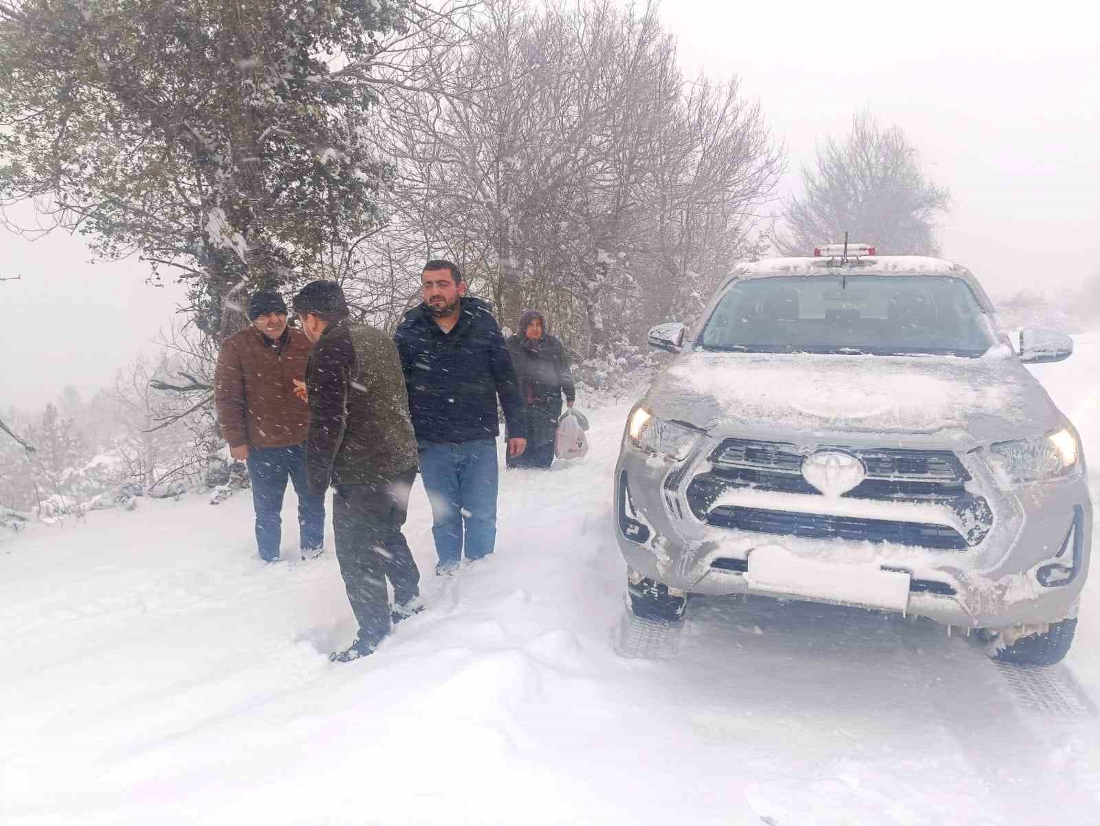 Hasta kadını hastaneye ormancılar yetiştirdi
?v=1