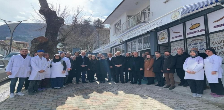 Simav Demirci’de Halk Ekmek Fabrikası ve Üretim Tesisleri incelendi