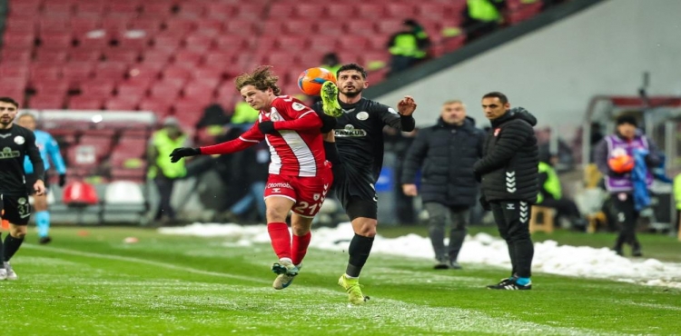 Trendyol Süper Lig: Samsunspor: 2 - Çaykur Rizespor: 3 (Maç sonucu)