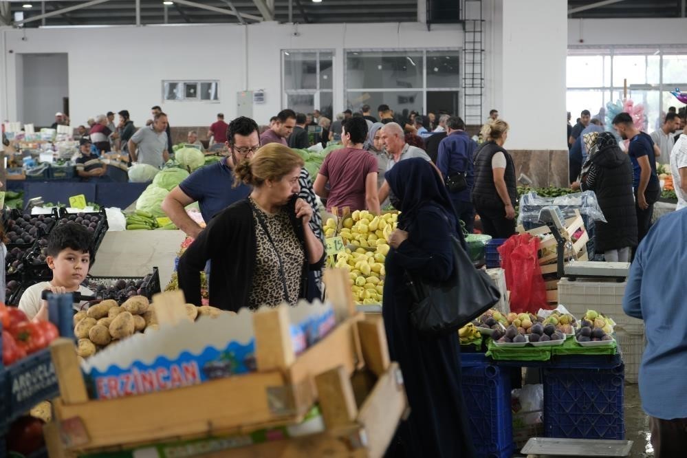 Güven endeksi perakende ticaret sektöründe arttı
?v=1