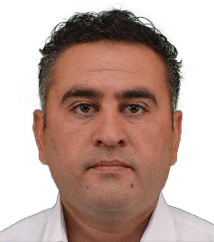 Bakan Yerlikaya, görevi başında şehit olan polise başsağlığı diledi
?v=1