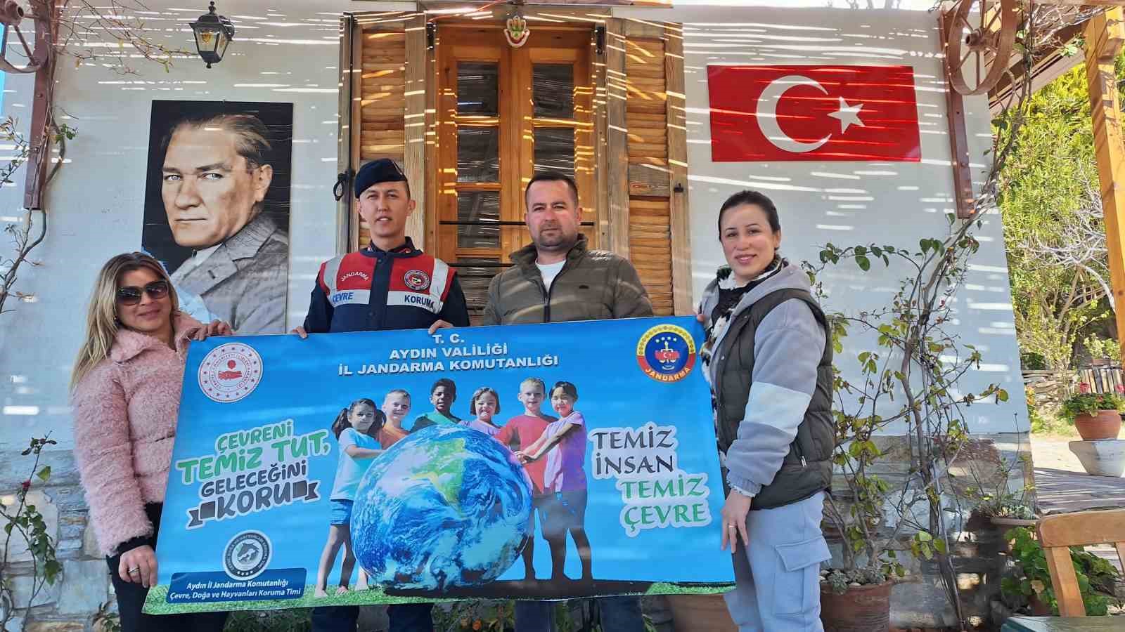 Yerli ve yabancı turistlere ’çevre koruma’ farkındalığı
?v=1