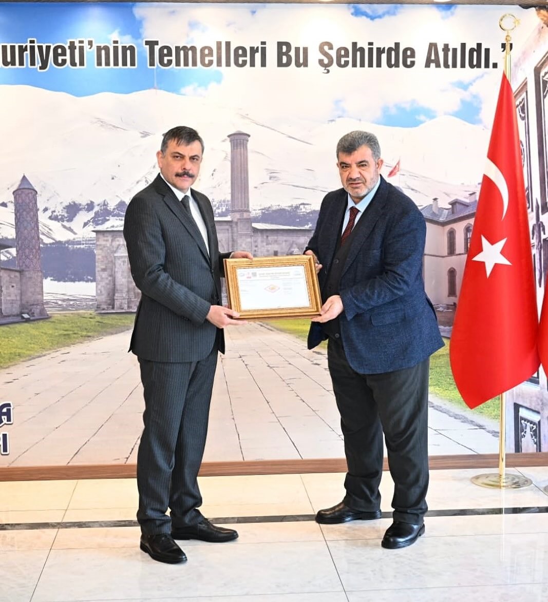 Erzurum Valiliği’ne çevre yönetim sistemi belgesi
?v=1