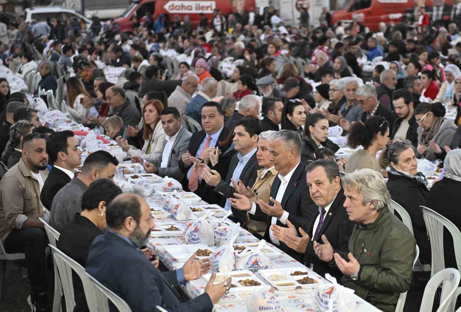 Muratpaşa’da iftar programları başlıyor
?v=1