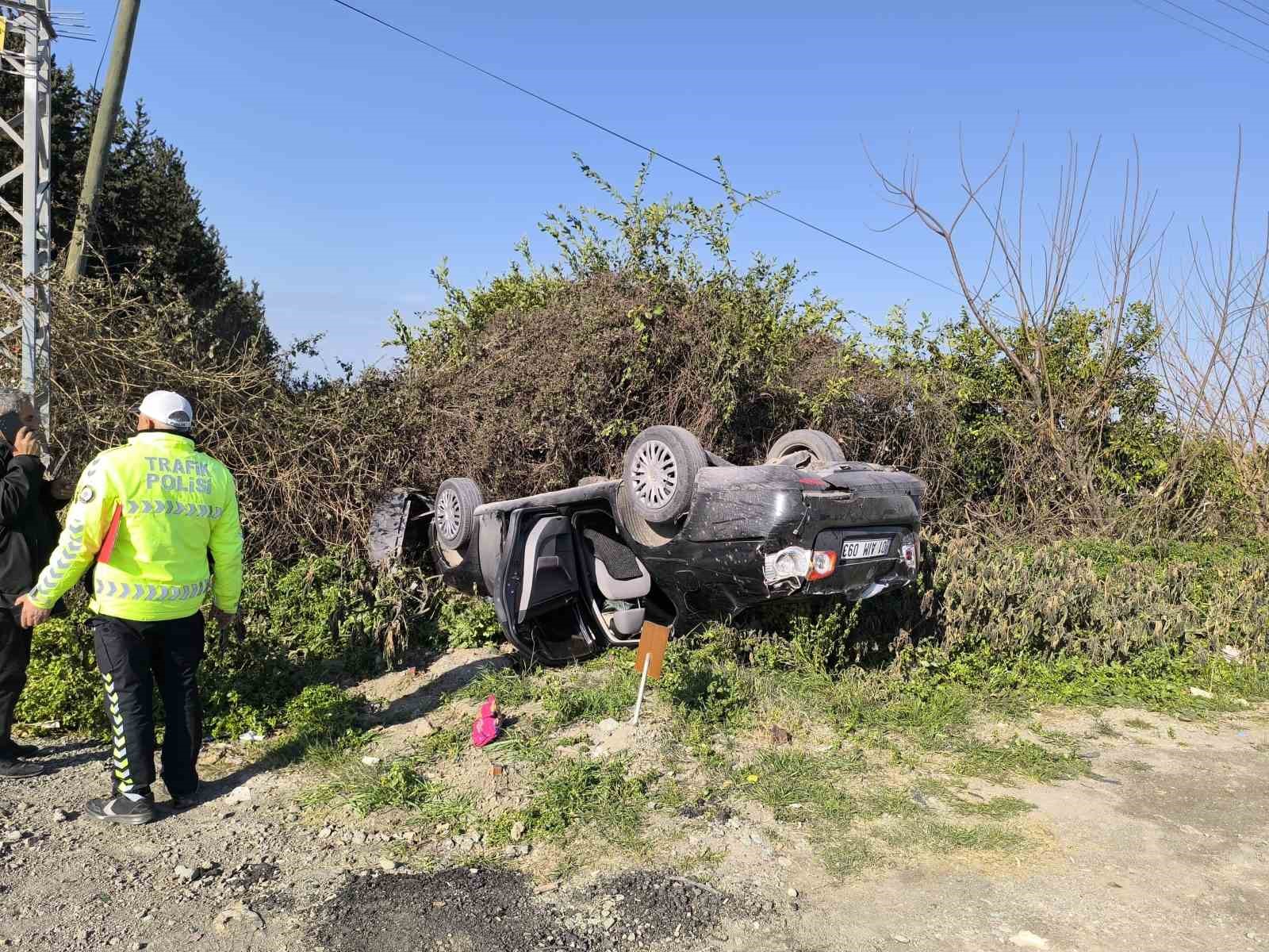 Dörtyol’da ters dönen otomobilin sürücüsü yaralandı
?v=1