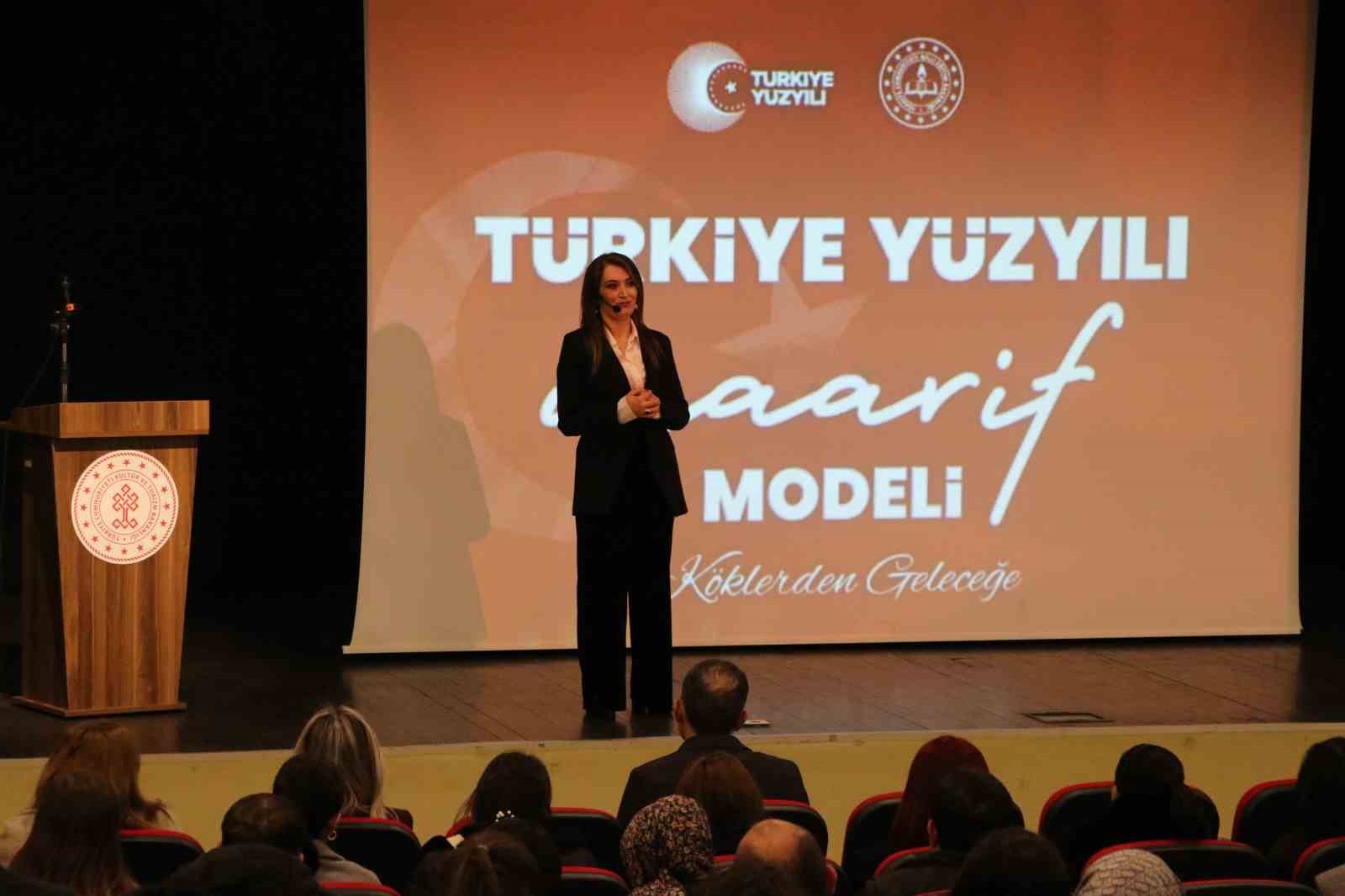 Tekirdağ’da  Türkiye Yüzyılı Maarif Modeli Ebeveyn Okulu na yoğun ilgi
?v=1