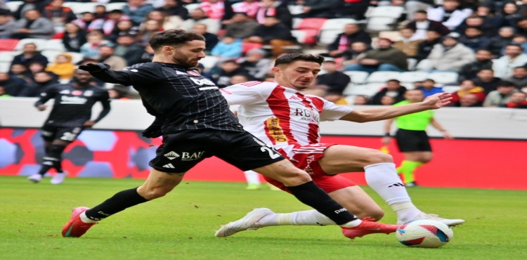 Ziraat Türkiye Kupası: Antalyaspor: 0 - Beşiktaş: 1 (İlk yarı)