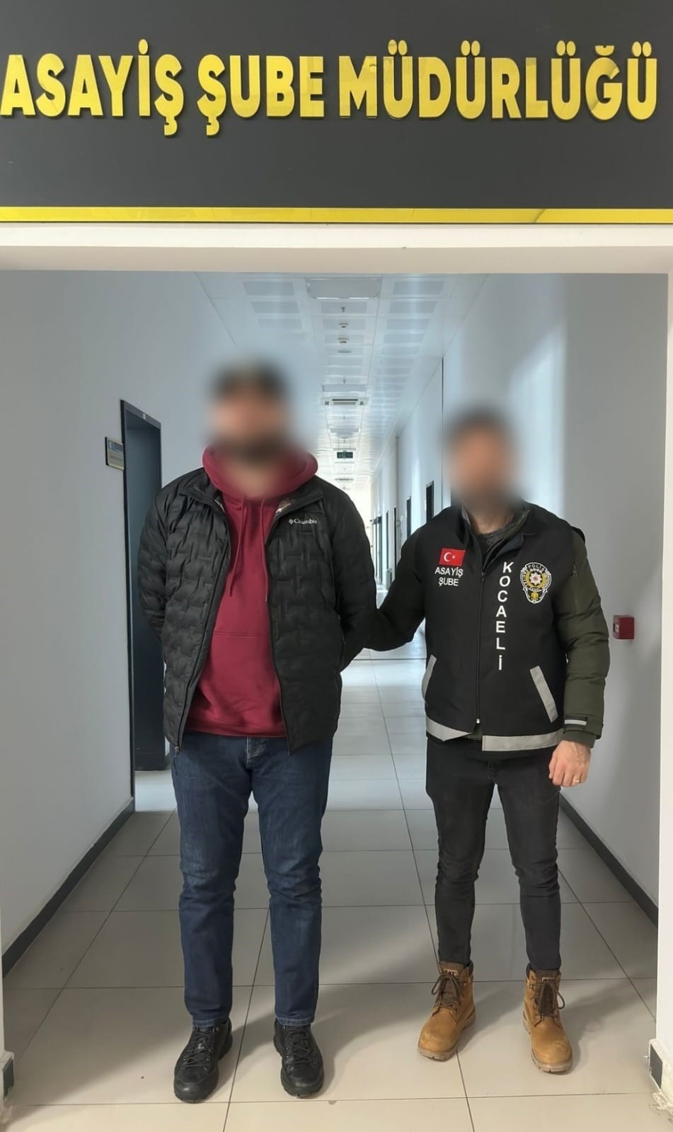 Kırmızı bültenle aranıyordu, Kocaeli’de yakalandı
?v=1