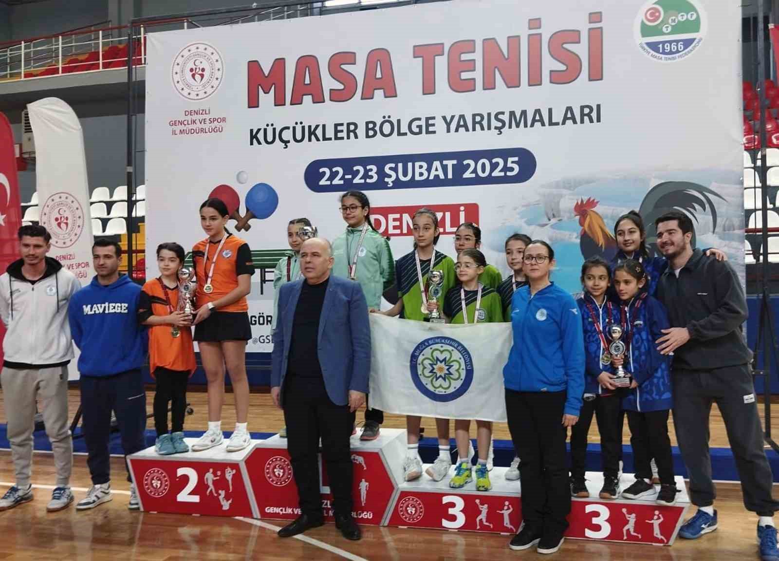 Büyükşehir Masa Tenisi takımı 57 takım arasında üçüncü oldu
?v=1