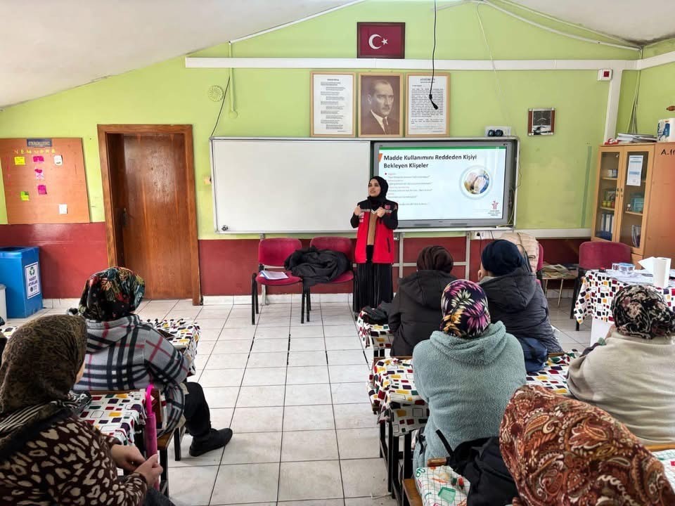 Çaycuma’da aile yılı kapsamında aile eğitim programı düzenlendi
?v=1