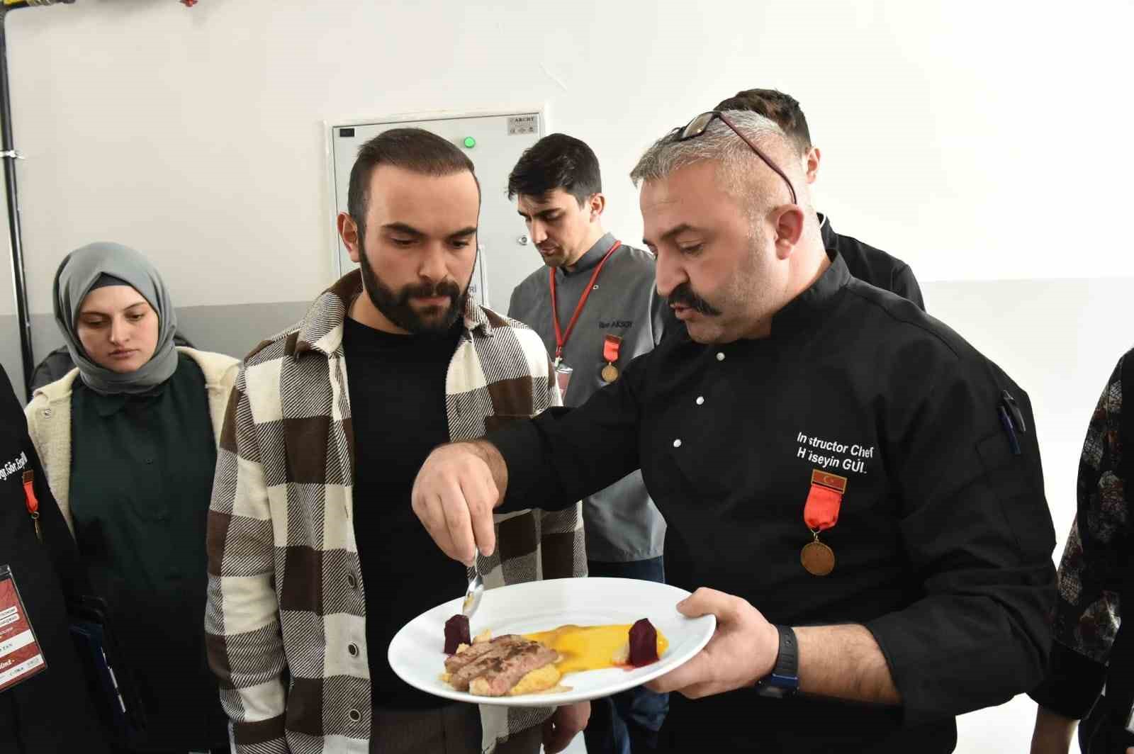 Gastronomi festivali ve aşçılık yarışması bölge finaline yapıldı
?v=1