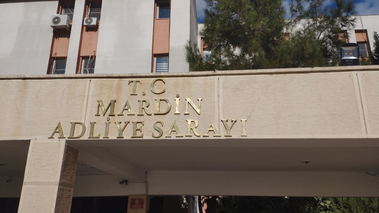 Mardin’de 21 kişinin hayatını kaybettiği kazayla ilgili 2 sanığa toplam 25 yıl 13 ay hapis cezası
?v=1