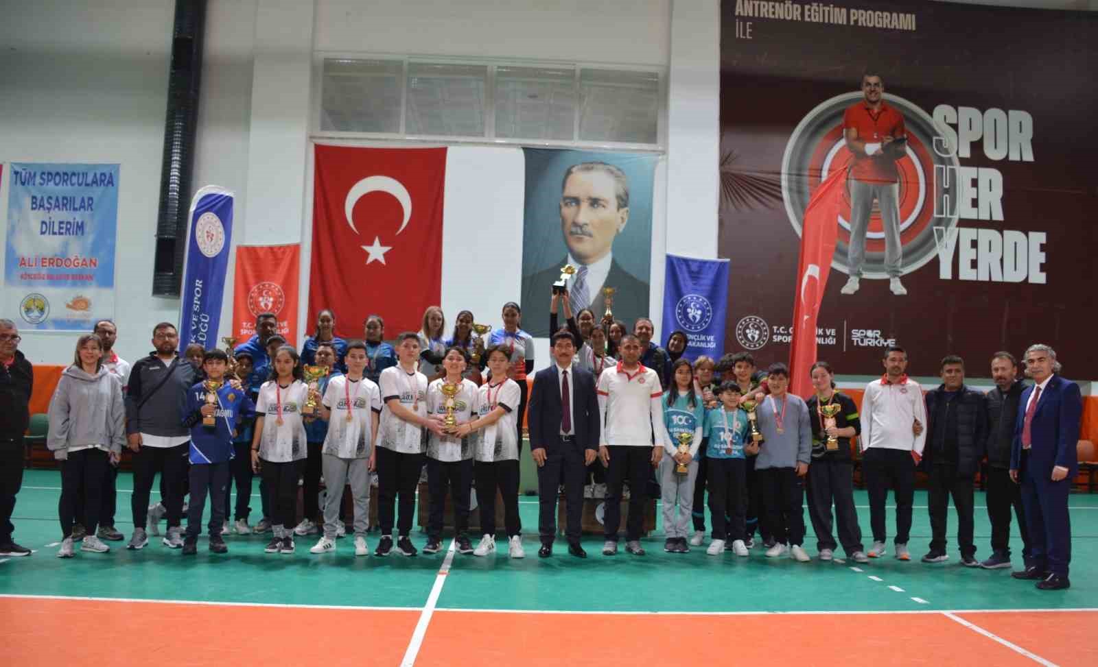 Köyceğiz’de Floor Curling İl Birinciliği Müsabakaları gerçekleştirildi
?v=1