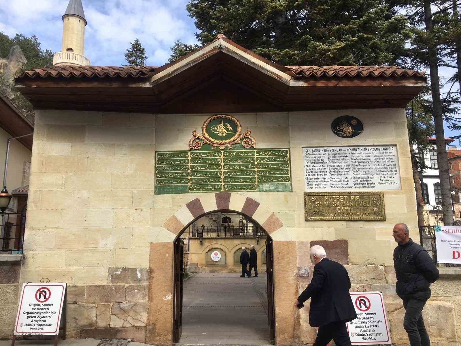 Kastamonu’da 3 camide teravih namazı hatimle kılınacak
?v=1