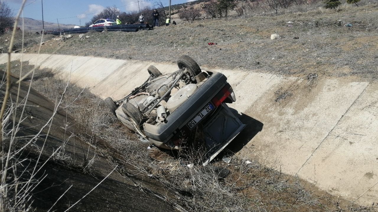 Isparta’da otomobilin çarptığı yaya, sulama kanalına düşerek can verdi
?v=1