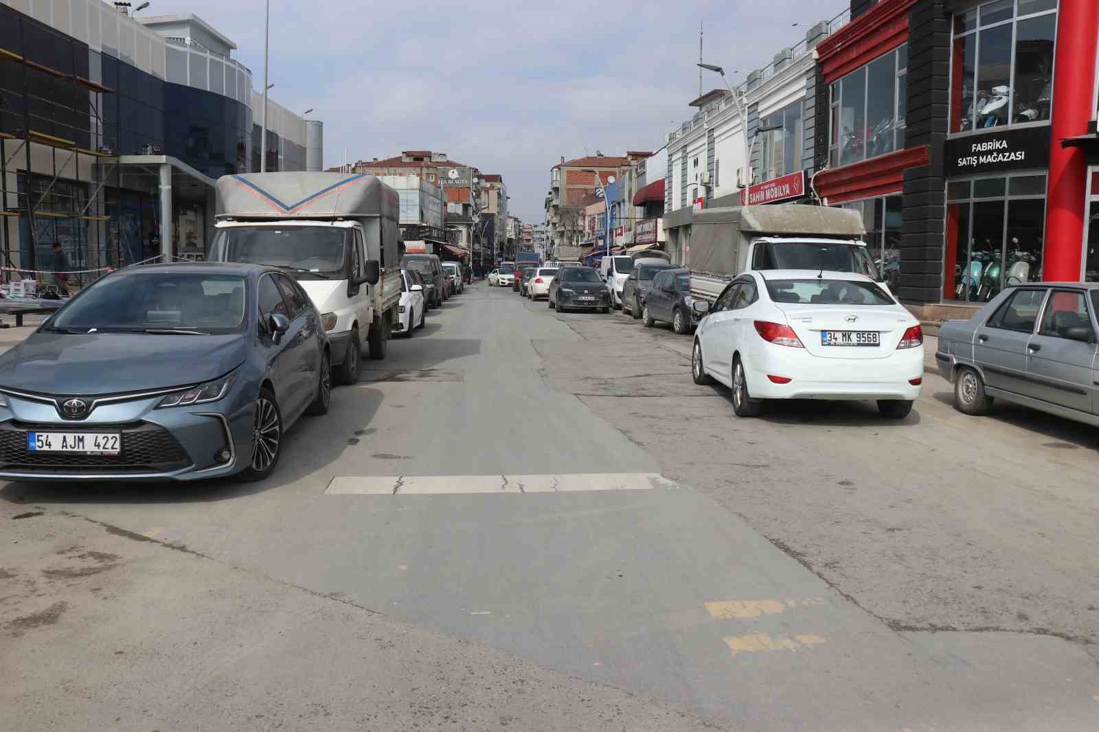 Sakarya’da Ramazan’ın ilk gününde sokaklar kısmen boş kaldı
?v=1