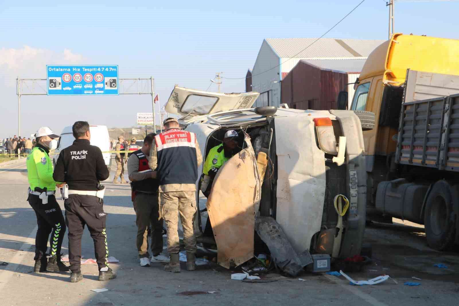 Hatay’daki feci kazada ölenlerin kimlikleri belli oldu
?v=1