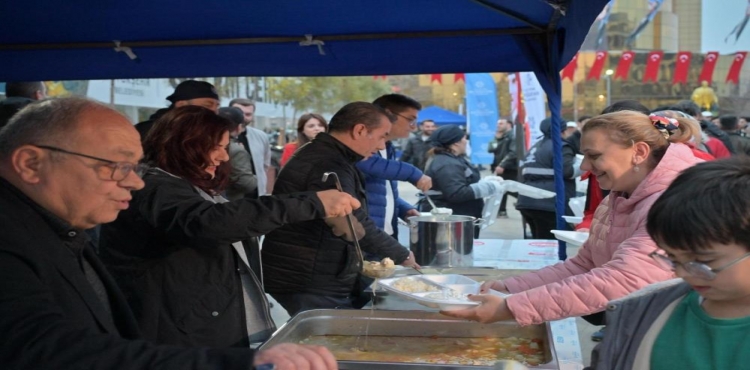 Başkan Çerçioğlu on binlerce Aydınlıyı iftar sofralarında buluşturuyor?v=1