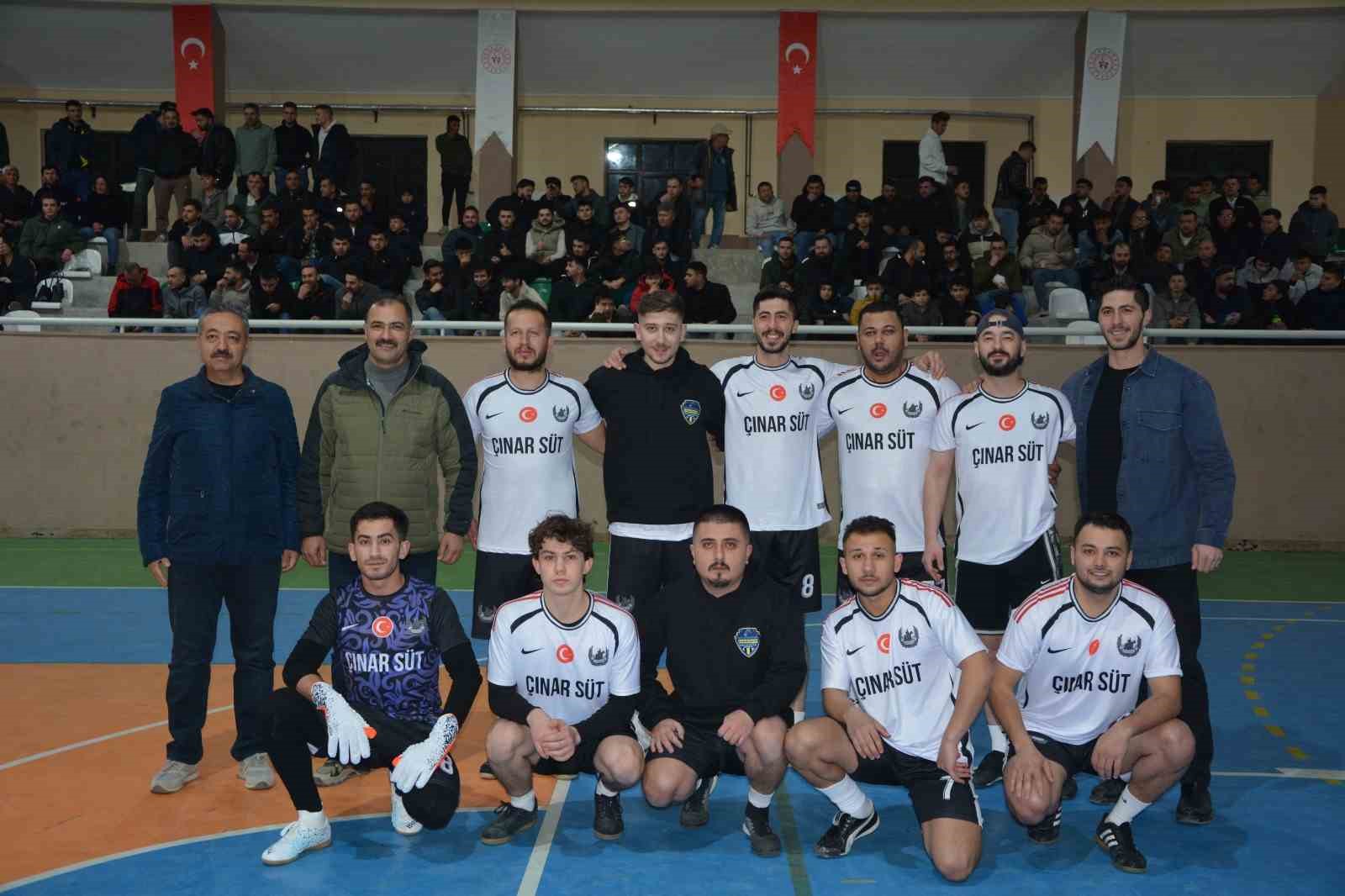 Demirci’de futsal turnuvası
?v=1