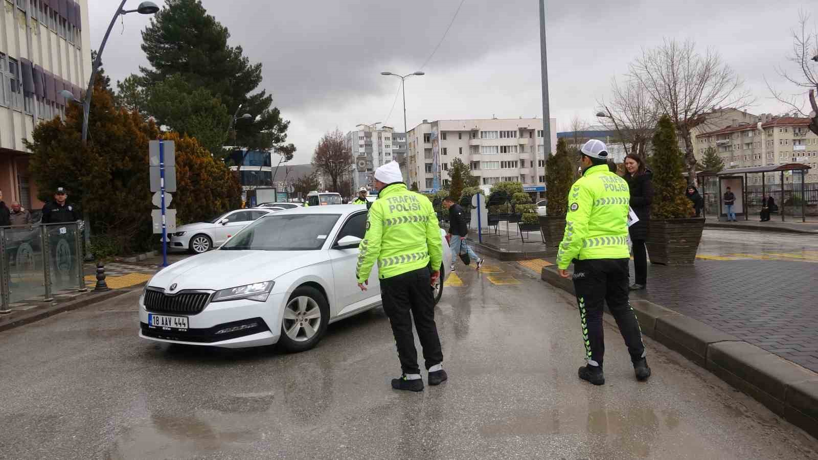 Çankırı’da 65 araç trafikten men edildi
?v=1