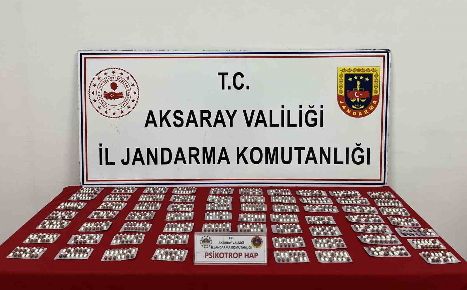 Otomobilden bin 48 adet uyuşturucu hap çıktı: 1 tutuklama
?v=1