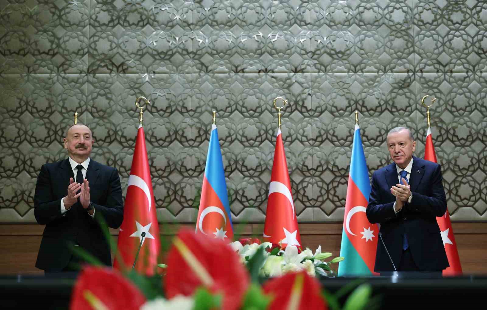 Cumhurbaşkanı Erdoğan:  Türkiye ve Azerbaycan, barışın, huzurun ve refahın tarafındadır 
?v=1