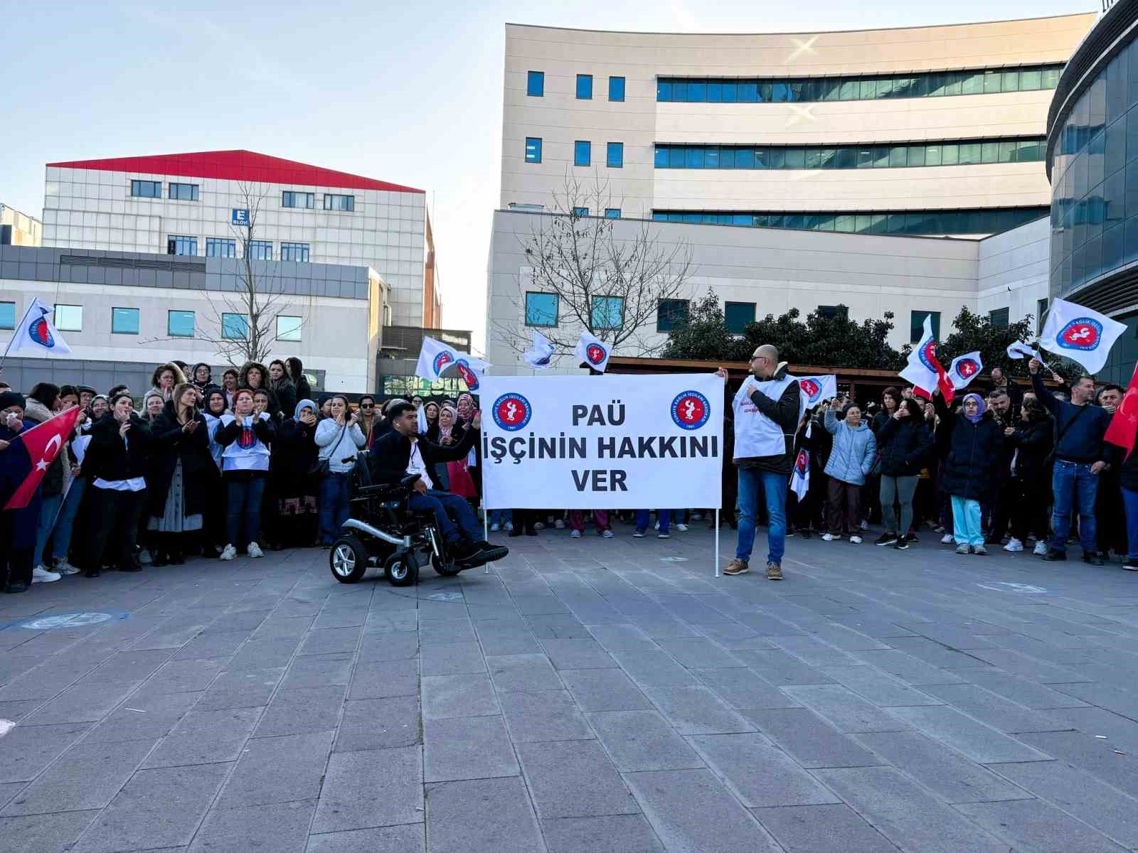 Pamukkale Üniversitesi çalışanları eşit çalışma şartı ve ücret için eylem yaptı
?v=1