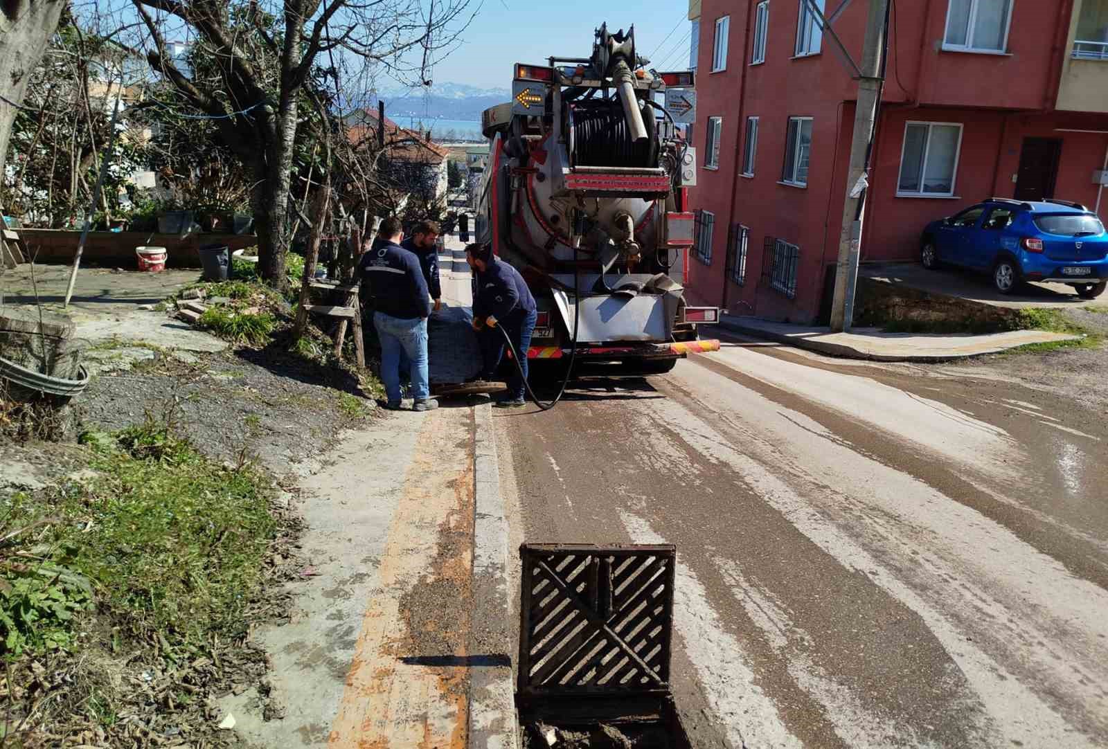 Ordu’da kanal ve yağmur suyu hatları temizleniyor
?v=1