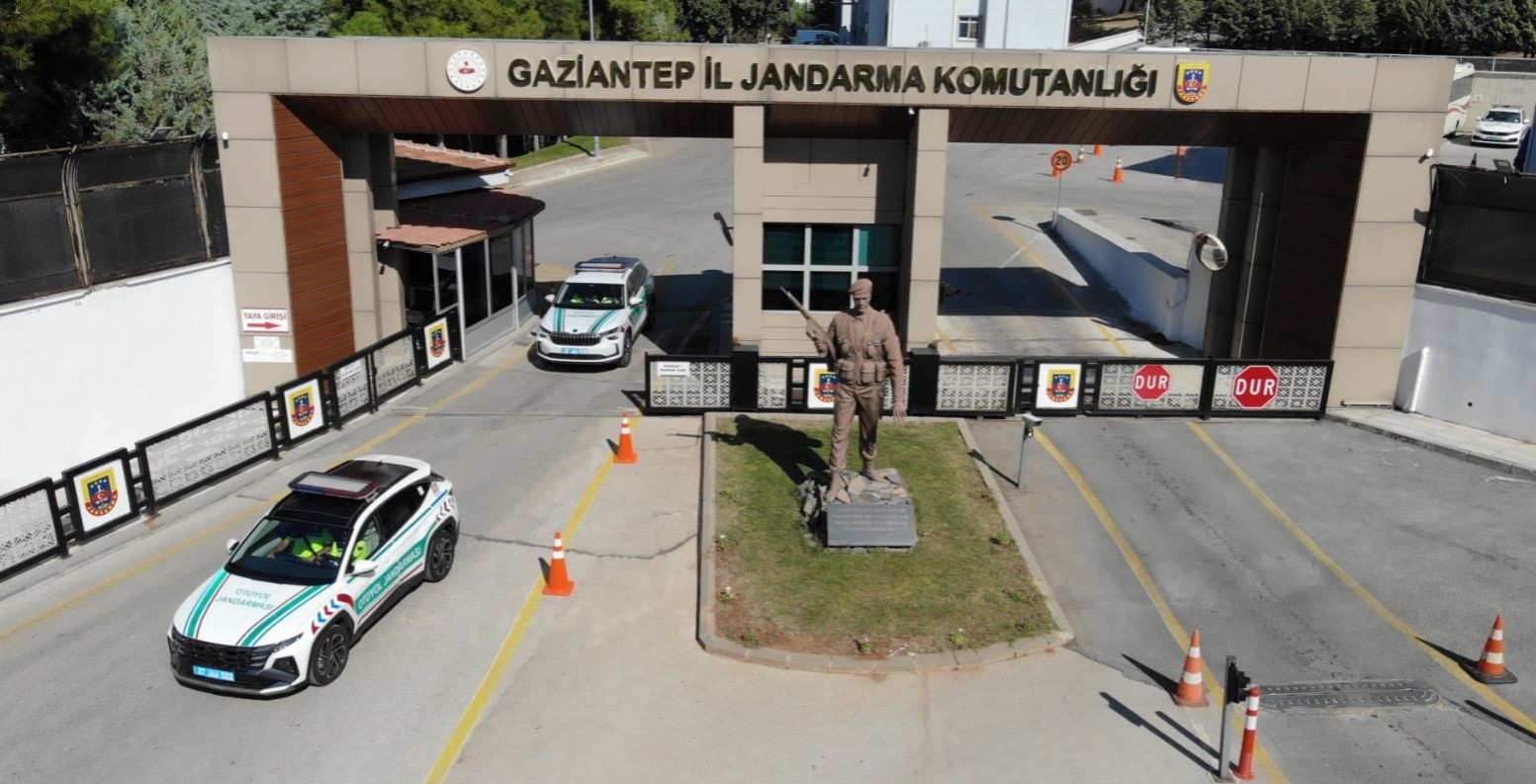 Gaziantep’te aranan 157 şahıs yakalanarak tutuklandı
?v=1