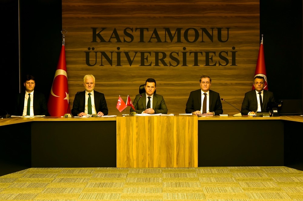 Kastamonu Üniversitesi Senatosu, akademik performans ve 2025 hedeflerini değerlendirdi
?v=1