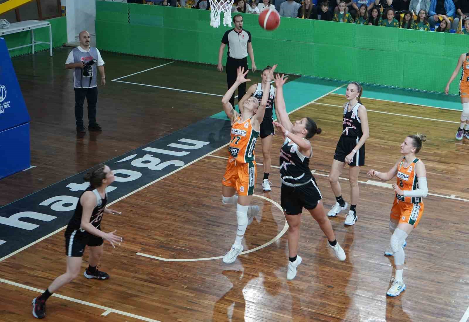 Gürespor Kadın Basketbol Takımı, 8 Mart’ta şampiyonluğunu ilan etti
?v=1