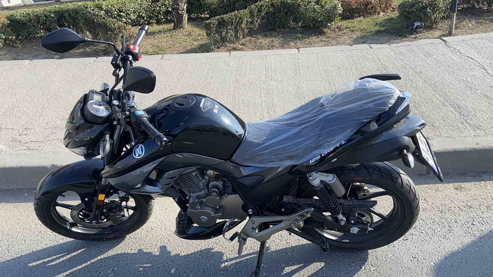 Gebze’de motosiklet otomobille çarpıştı: 1 yaralı
?v=1