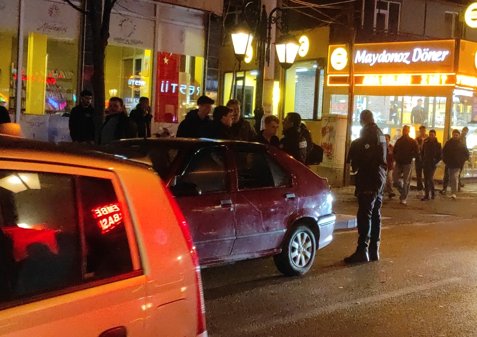 Tekirdağ’da GBT sırasında polislere mukavemet eden sürücü gözaltına alındı
?v=1