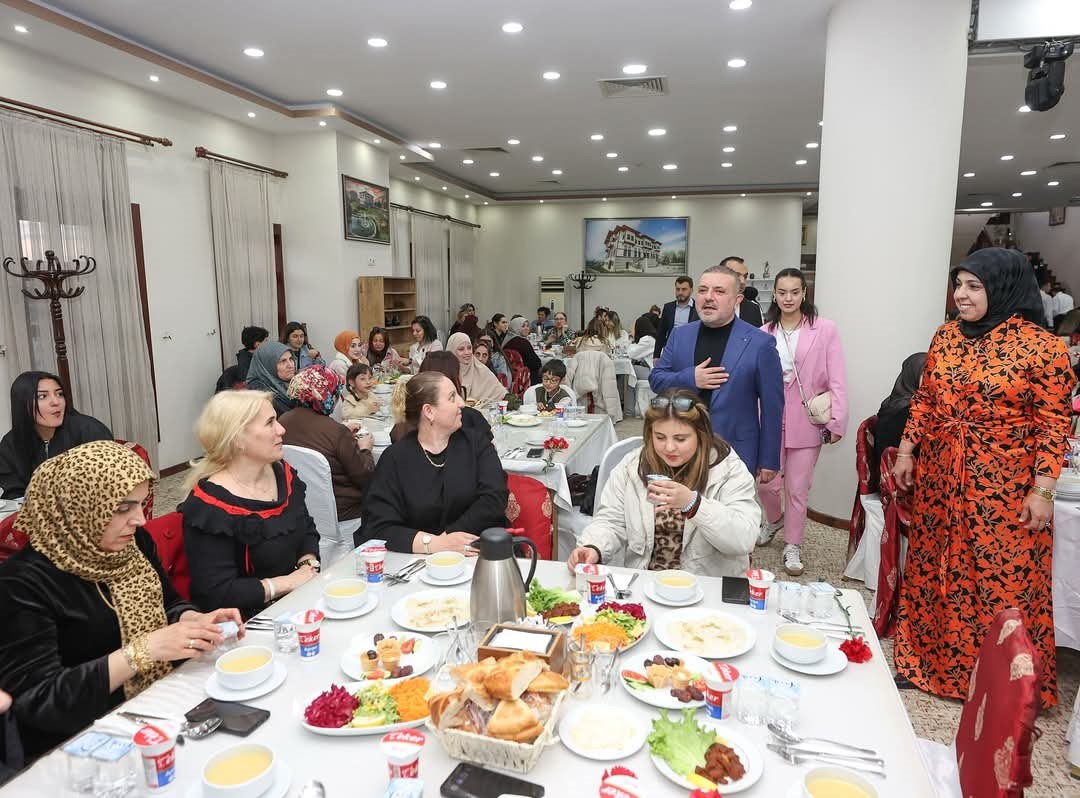 Sincan’daki kadın esnafa özel iftar yemeği
?v=1