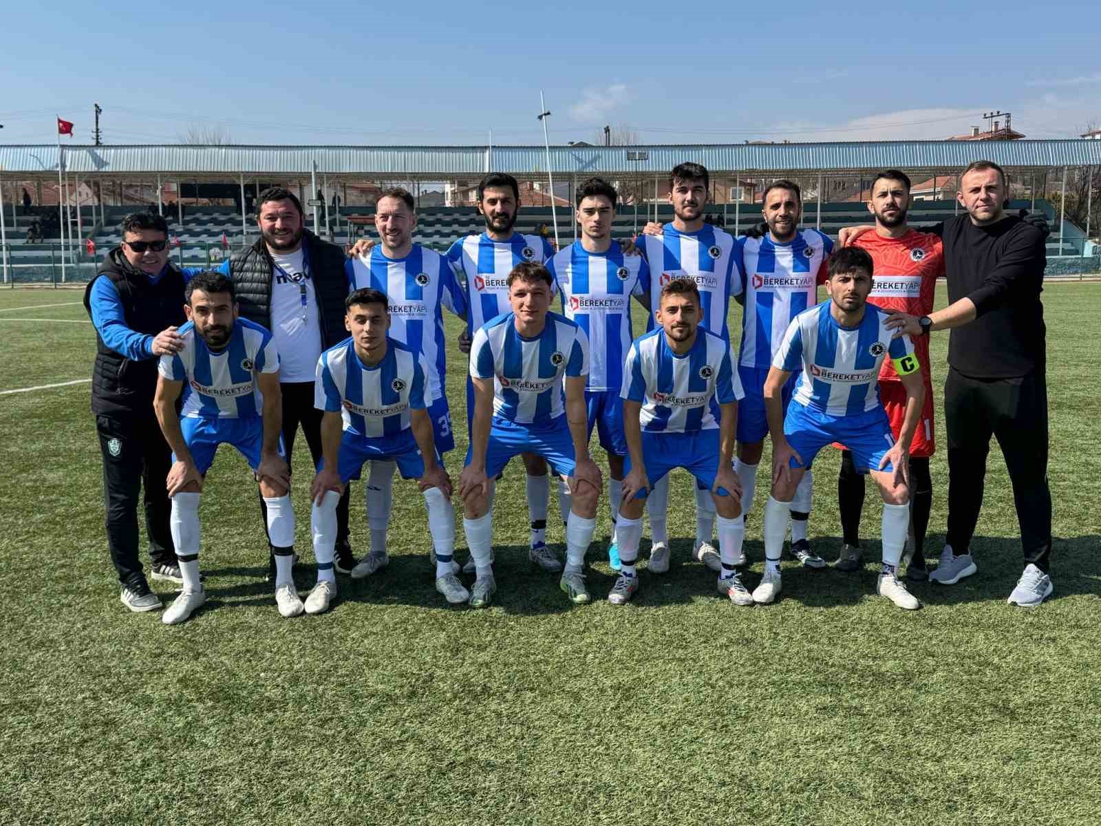 Pazaryerispor şampiyonluğa adım adım ilerliyor
?v=1