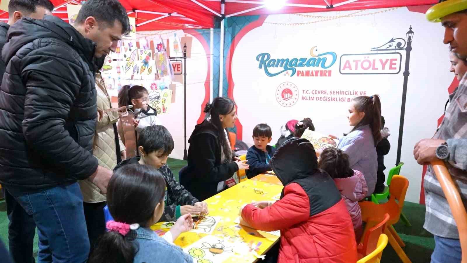 Bakanlıktan deprem bölgesinde Ramazan Panayırı
?v=1