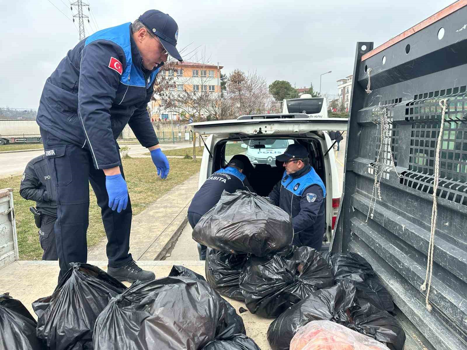 Ordu’da 300 kilogram kaçak ve kokmuş kuyruk yağına el konuldu
?v=1