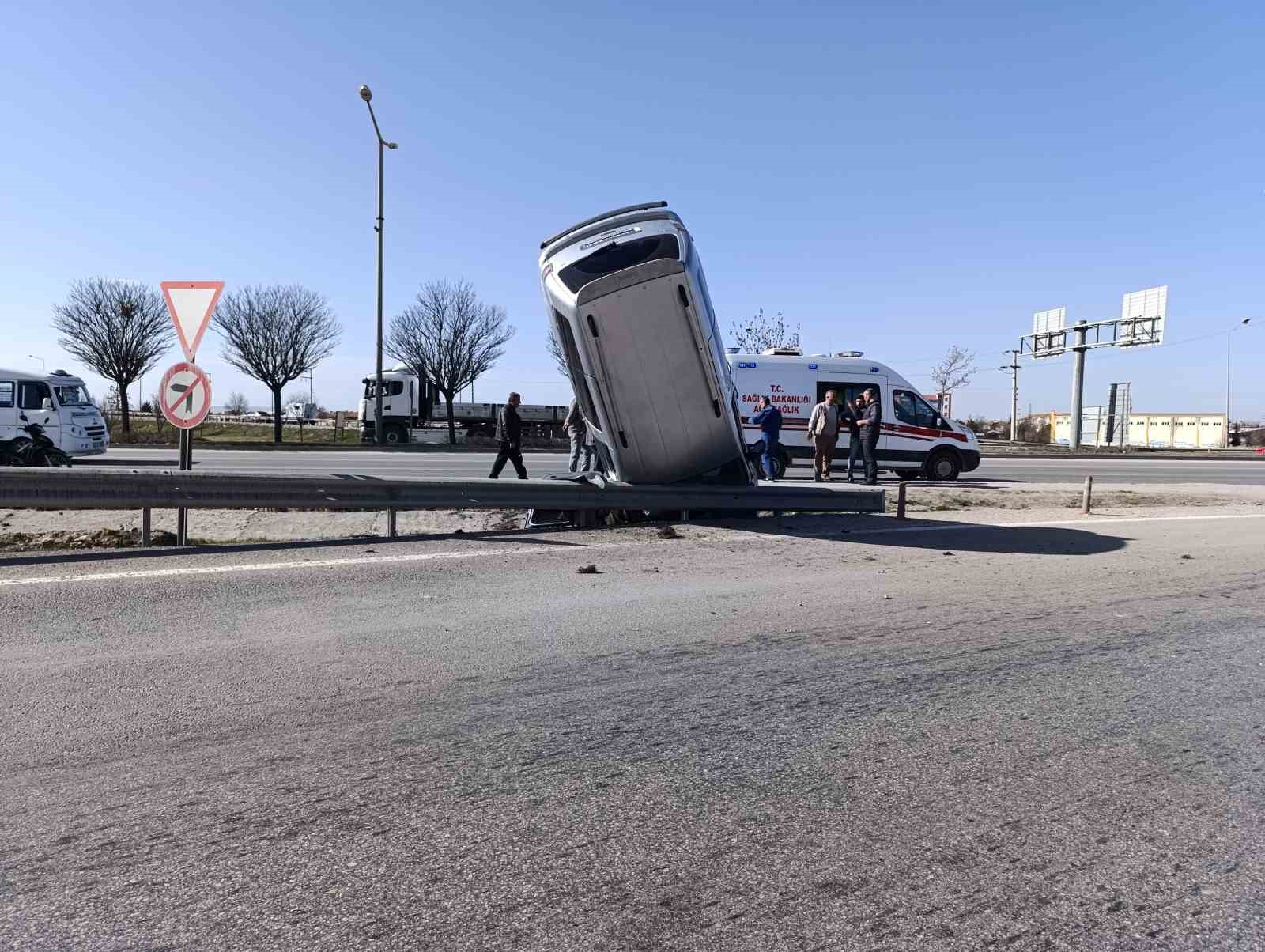 Fizik kurallarını sorgulatan trafik kazası
?v=1