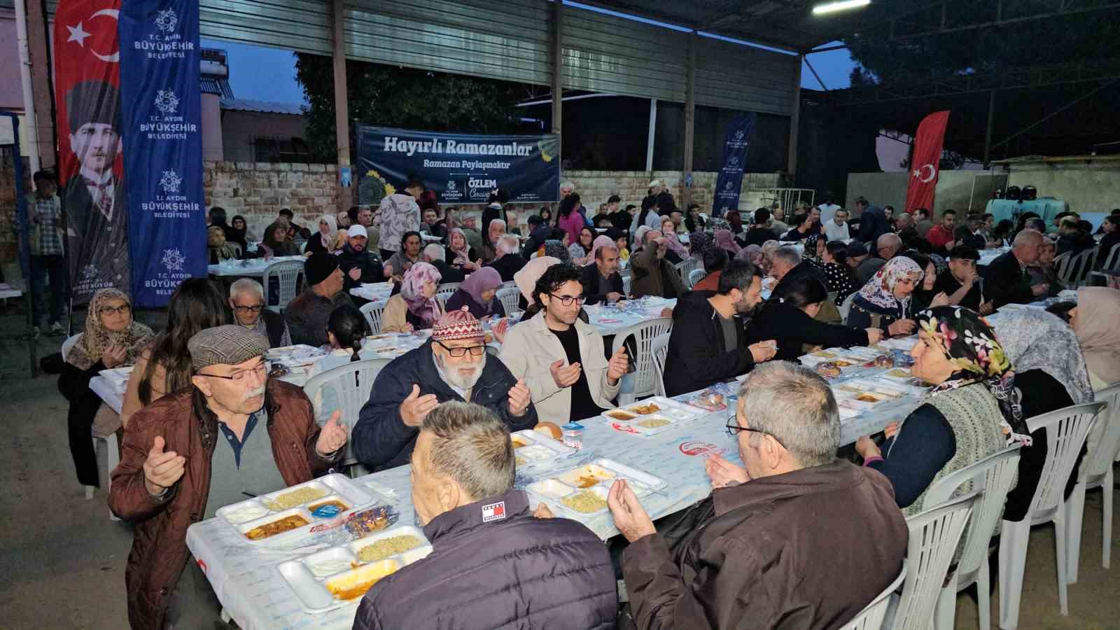 Güzelköylüler Büyükşehir’in iftarında buluştu
?v=1