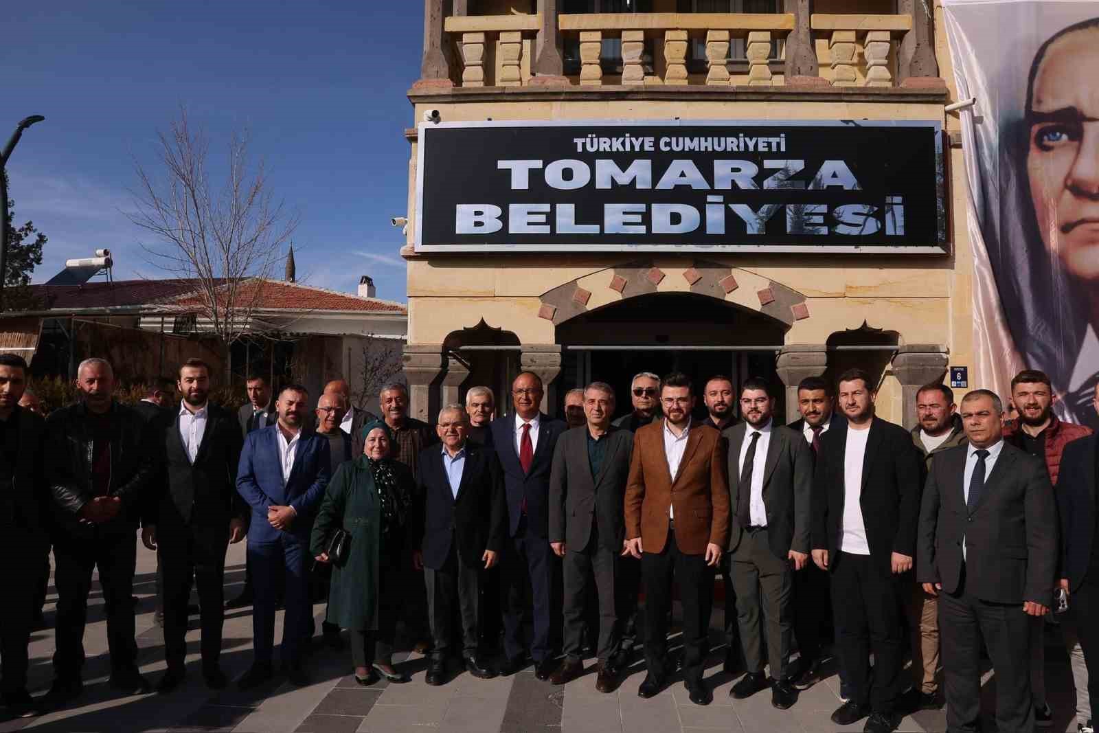 Büyükkılıç ve Okandan’dan Tomarza ziyareti
?v=1